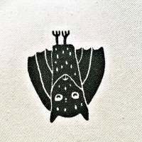 Turnbeutel, Bio Fairtrade Baumwolle, Fledermäuse. Siebdruck handbedruckt. Bild 4