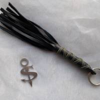 Schlüsselanhänger Schmuckanhänger Schlüsselring echt Leder  Little Whip schwarz kaki Bild 1