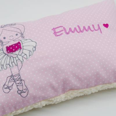 Zuckersüßes Ballerinakissen Ballett Mädchenkissen mit gesticktem Namen - ein kleiner Traum in rosa