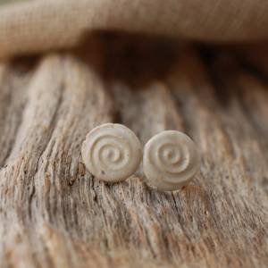 Silber-Ohrringe mit Keramik-Spiralen in Türkis oder Cremeweiß Bild 7