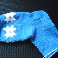 Handgestrickte blaue kuschelige Damensocken, Bild 3