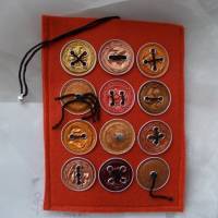 Hülle Case Etui Tasche für E-Book-Reader aus Filz und Nespresso-Kapseln-Knöpfen   *orangecap* orange Bild 2