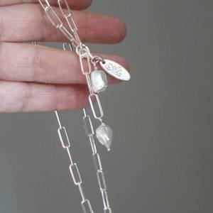 Grobe Gliederkette Silber, Anhänger Perlen weiss, wild gewachsen Bild 5