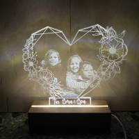 Lampe mit Foto Gravur, personalisierte LED Beleuchtung, Schlummerlicht, Geschenk für Familie Bild 4