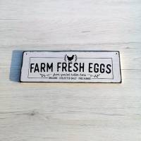 Farm Fresh Eggs Farmhouse Landhaus Hühner Country Küche Holzschild im Shabby Stil Spruchtafel Bild 5