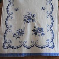 bestickter Vintage Vorhang für Küchenregal weiß-blau Bild 3