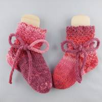 Babysocken handgestrickt, Sohlenlänge ca. 9 cm, Baby Socken Bild 1