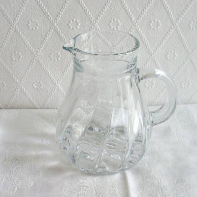 Vintage Milchkännchen aus Glas - 0,25 L - aus den 80er Jahren