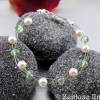 Farbbeispiel mit peridot | Brautschmuck - Die Schöne, Brautarmband mit grünen Perlen sowie weiße o.  cremefarbene Perlen Bild 5