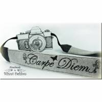 Kameraband CARPE DIEM, bestickter Kameragurt für die Spiegelreflex- oder Systemkamera Bild 1