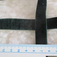 3 m Samtband 15 mm dunkelgrün (1m/0,60 €) Bild 2