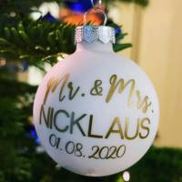 Mr. & Mrs. Weihnachtskugel pers. Bild 1