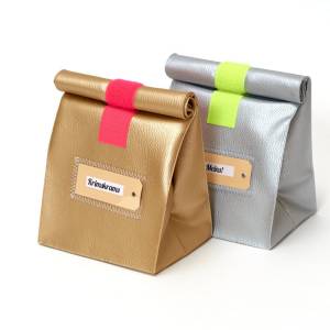 Lunch Bag/ gold/ metallic/ Kunstleder/ Neonklett/ Kulturbeutel/ Kulturtasche/ Schminktäschchen/ mit Handschlaufe Bild 4