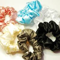 Scrunchies, Haargummi, Zopfband mit breitem Gummiband, als Geschenk für Frauen/Mädchen/Kinder Bild 1
