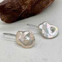 Strahlend weisse Keshi Perlen-Ohrhaken, Sterling Silberdraht Bild 2