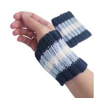 Pulswärmer 100 % Merino-Wolle handgestrickt marineblau, eisblau, weiß gestreift - Damen - Einheitsgröße - Modell 47 Bild 5