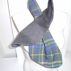 blau  grüner Schal mit Schlitz aus Baumwolle und Cord Bild 5