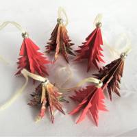6 Origami Tannenbäume aus Faltpapier "Weihnachtsstern" Weihnachten, Advent, Fest, Anhänger Bild 2