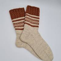 Gestrickte dickere Socken in creme braun, Gr. 38/39, Stricksocken aus 6 fach Sockenwolle, la piccola Antonella Bild 2
