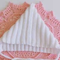 Pixiemütze, Babymütze, gestrickt aus Wolle (Merino) und Baumwolle, Farbe weiß, 3-6 Monate Bild 10