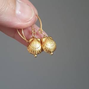 hängende Ohrringe Muschel Gold, Jakobsweg, echt Silber vergoldet, Bild 2