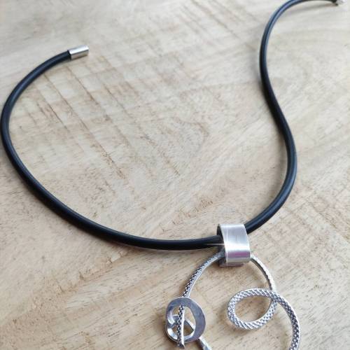 Drahtjuwel Schmuck aus Draht, Drahtschmuck, Aluminium Anhänger, Anhänger Herz silber, Set Kette Halsreif und Ring, Metal