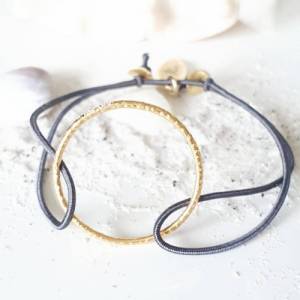 Armband mit Kreis, elastisches Armband, AhaSchmuck,Armband mit Ring in Gold,zartes Armband Modul,Armband mit Element,Arm Bild 1