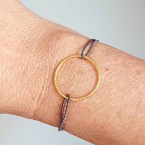 Armband mit Kreis, elastisches Armband, AhaSchmuck,Armband mit Ring in Gold,zartes Armband Modul,Armband mit Element,Arm Bild 4