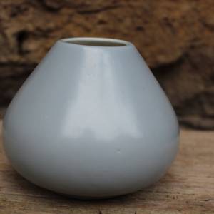 kleine Vase Studiokeramik Keramik hellgrau 60er 70er Jahre Bild 1