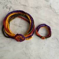 Stilvolle Filzkette mit passendem Armband Farbenfrohe Filzkreationen von Lohmi-Design Bild 5