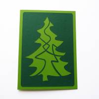 Weihnachtskarte mit stilisiertem Weihnachtsbaum in 2 Grüntönen, handgemacht Bild 1
