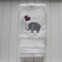 Gästehandtuch für Kinder - weiß - Elefant mit Herz Bild 1
