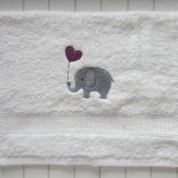 Gästehandtuch für Kinder - weiß - Elefant mit Herz Bild 2