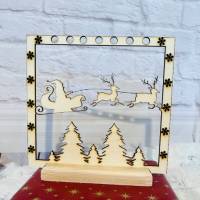Weihnachtsbaumschmuck, Tischdeko Santa, mit Holzsockel Bild 4