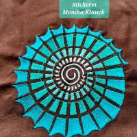 Stofftasche, braun, mit schönem "Mandala - Motiv" bestickt Bild 2