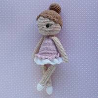 Häkelpuppe Puppe Ballerina aus Baumwolle tolles Geschenk für Kinder Bild 4