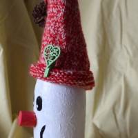 Geldgeschenk  OTTO SNOW, nette Idee zum Nikolaus, witziges Upcycling-Projekt, gestaltet mit Acrylfarbe und Wolle Bild 5