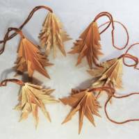 6 Origami Tannenbäume aus Faltpapier beige-braun-gelb Weihnachten, Advent, Fest, Anhänger Bild 2