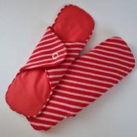 Waschbare Damenbinden, dreilagig - Zwei im Set - in rot-rosa "Streifen" - von he-ART by helen hesse Bild 2