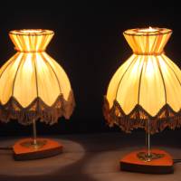 Paar Vintage Nachttisch Lampen mit Fransen Bild 1