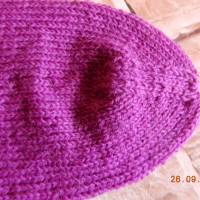 Handgestrickte lila  Damensocken mit Muster und Strasssteinchen, Bild 7