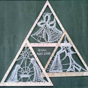 Miniatur Dreieck Krippe Klöppelbrief als PDF Download Bild 1
