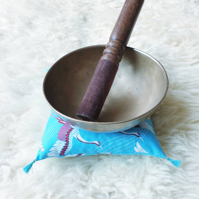 Klangschalenkissen „VÖGEL“  * für Meditation / Yoga * Multicolor* mit Bio-Dinkelspelz Füllung