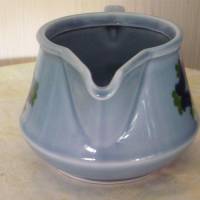 Dekoratives hellblaues Milchkännchen aus Keramik von Kahla GDR Bild 3