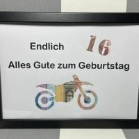 Geldgeschenk Bilderrahmen Geburtstag 16 Motorrad personalisierbar DIN A4 Bild 1