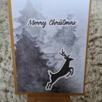 Weihnachtskarte mit Wald und Hirsch - Merry Christmas Bild 1