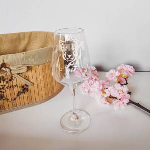 Personalisiertes Weinglas mit Name und Panther Motiv | Trinkglas mit Namen | Geschenke mit Wunschgravur Bild 1