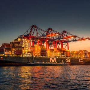 Containerschiff im Abendlicht, Hamburg Foto Datei, Abmessung nach Wunsch, max. Höhe 157,76 cm x Breite 280,53 Bild 2