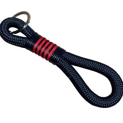 Schlüsselanhänger aus Tau, von AlsterStruppi ⌀10 mm, Länge ca. 12 cm, schwarz, rot, schwarzes Leder