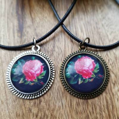 rote Rose schwarz Anhänger Cabochon 20mm Kette retro